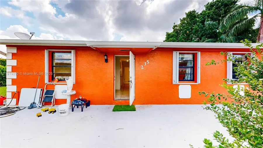 235 SW 16th Ter, Homestead, FL 33030 - Image #2