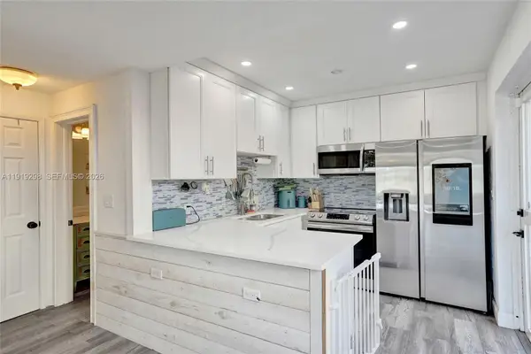 4525 NE 21st Ave #5, Fort Lauderdale, FL 33308