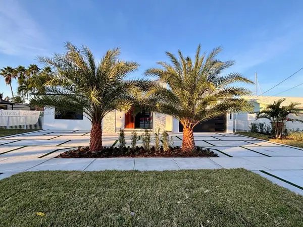 1409 SE 14th Ct, Deerfield Beach, FL 33441