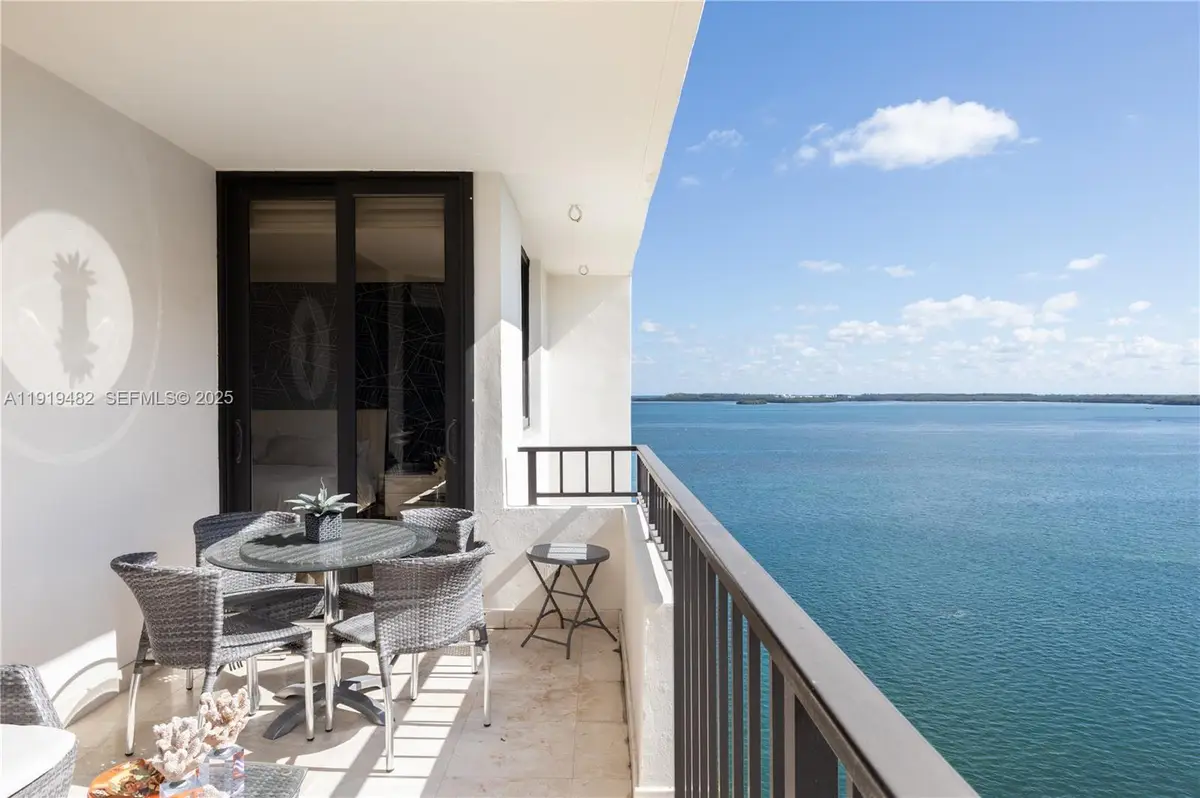 520 Brickell Key Dr #A1207, Miami, FL 33131 - Image #1