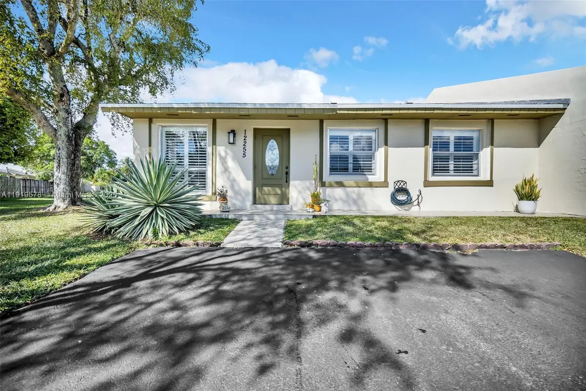 12255 SW 117th Ter, Miami, FL 33186 - Image #1