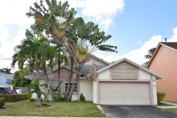 3081 NW 123rd Ave, Sunrise, FL 33323