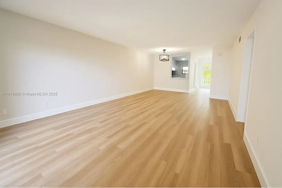 333 NW 17th Ct #203B, Fort Lauderdale, FL 33311 - Image #2