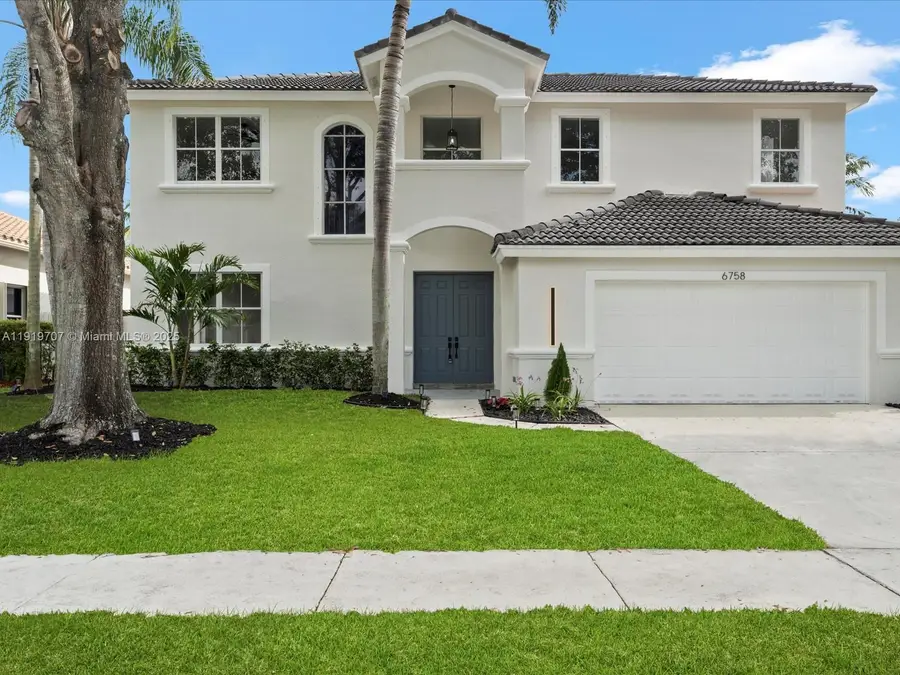 6758 Lake Nona Pl, Lake Worth, FL 33463 - Image #2