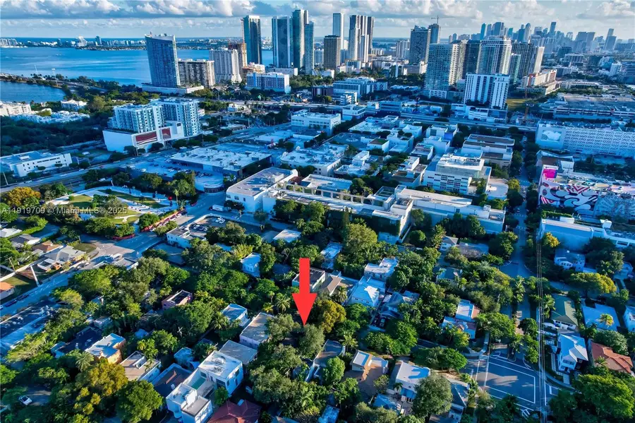 135 NE 43rd St, Miami, FL 33137 - Image #2