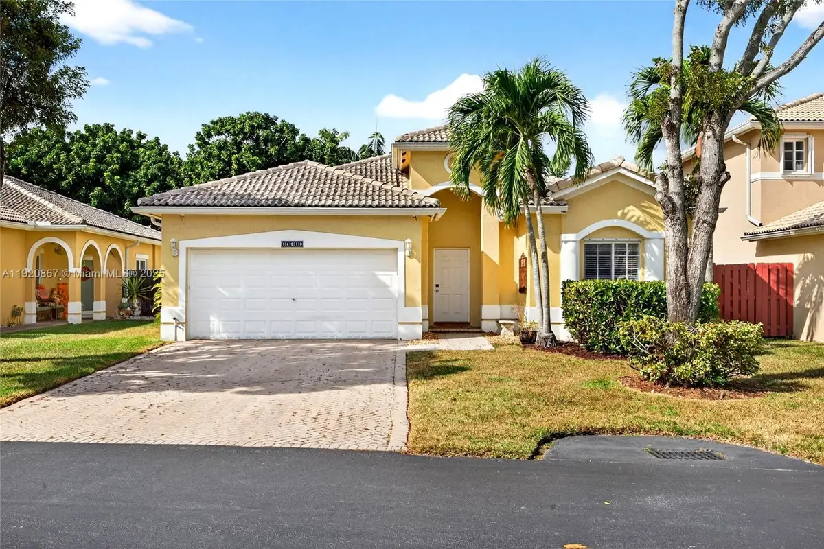 14010 SW 154th Pl, Miami, FL 33196 - Image #1