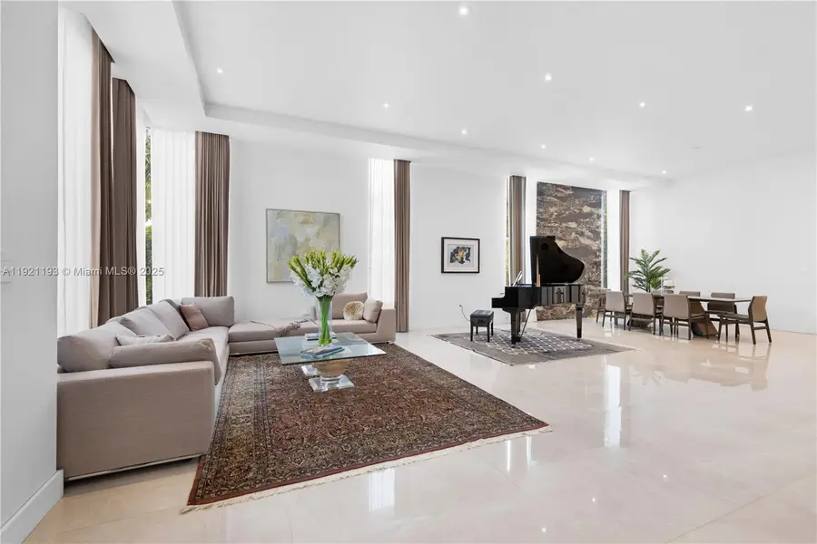 2420 SW 24th St, Miami, FL 33145 - Image #3