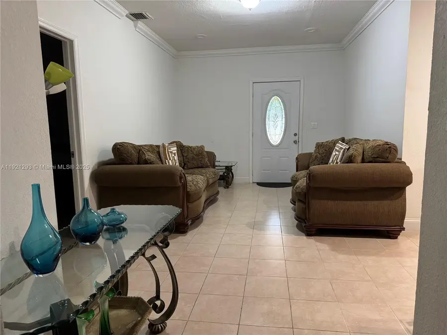 3041 NW 95th Ter, Miami, FL 33147 - Image #3