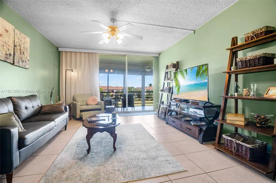 23099 N Barwood Ln N #307, Boca Raton, FL 33428 - Image #2