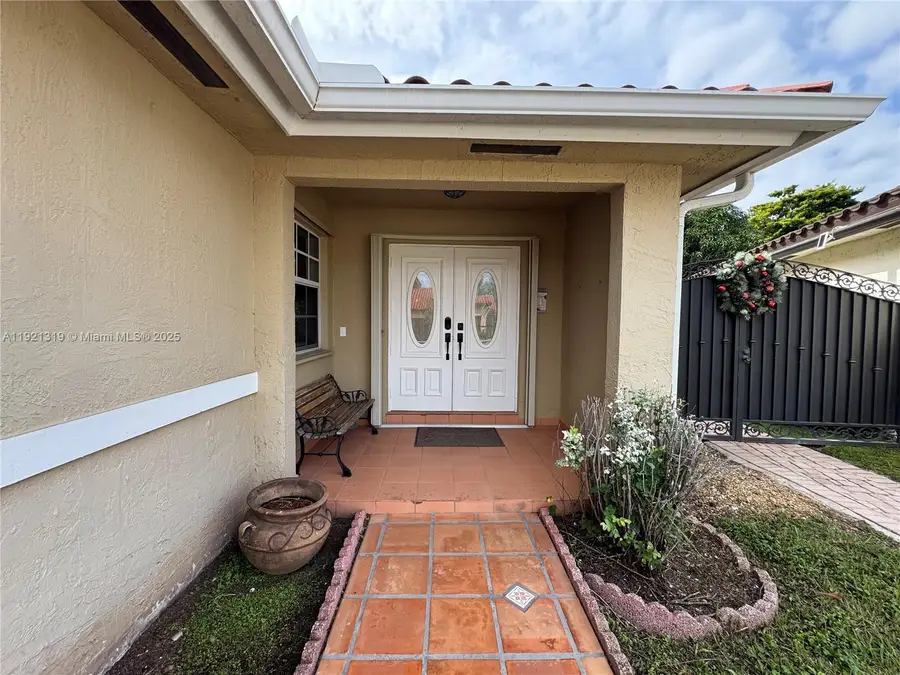 5332 SW 142nd Pl, Miami, FL 33175 - Image #3