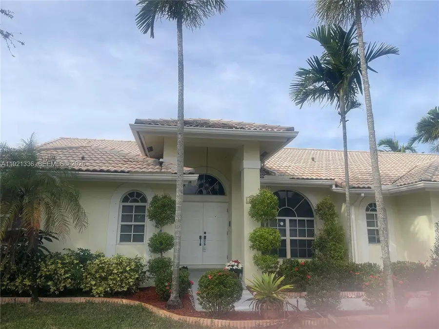 Address Withheld By Seller, Miami, FL 33157 - #2