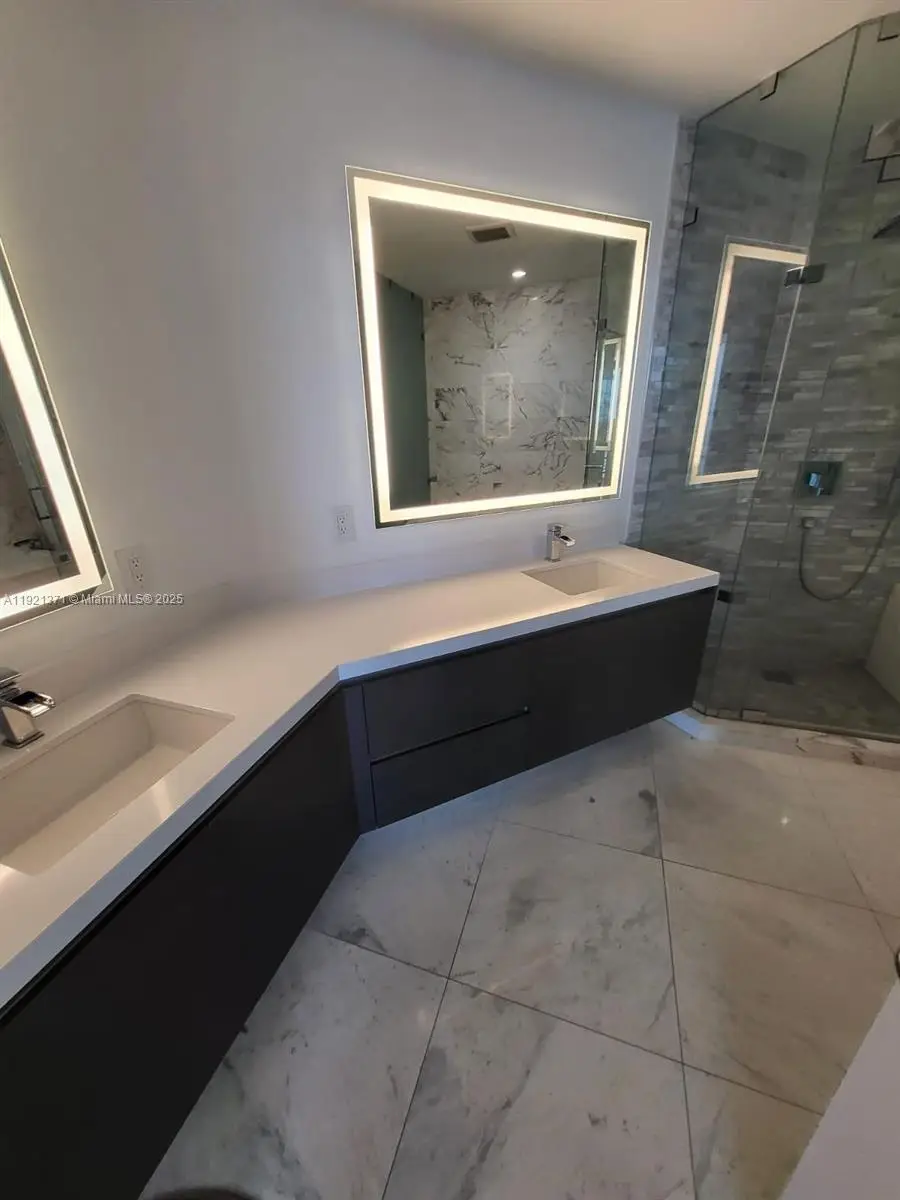 851 NE 1st Ave #2008, Miami, FL 33132 - Image #3