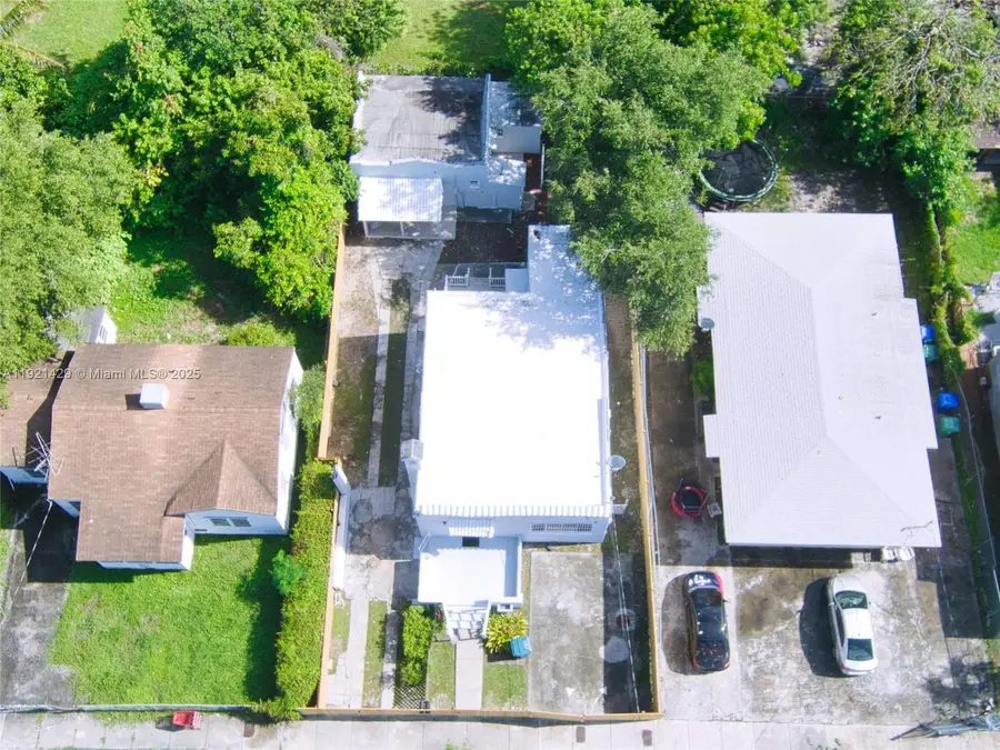 1845 NW 55th St, Miami, FL 33142 - Image #2