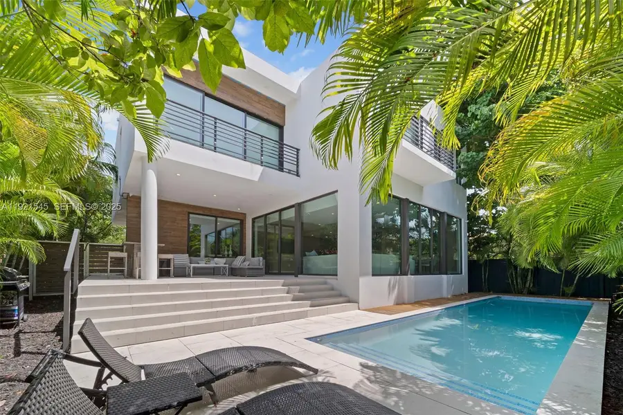 4740 Alton Rd, Miami Beach, FL 33140 - Image #2