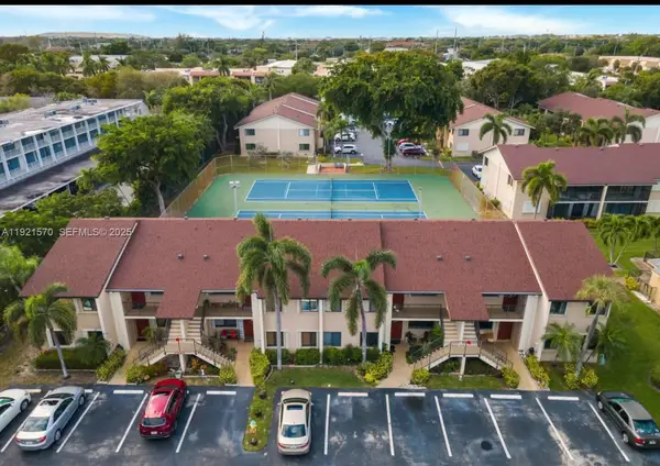 160 SE 7th St #405, Deerfield Beach, FL 33441