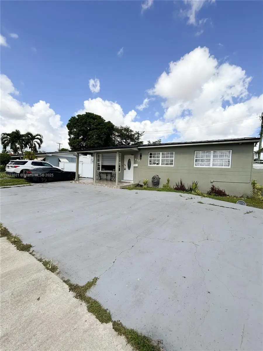937 W 48th St, Hialeah, FL 33012 - Image #1