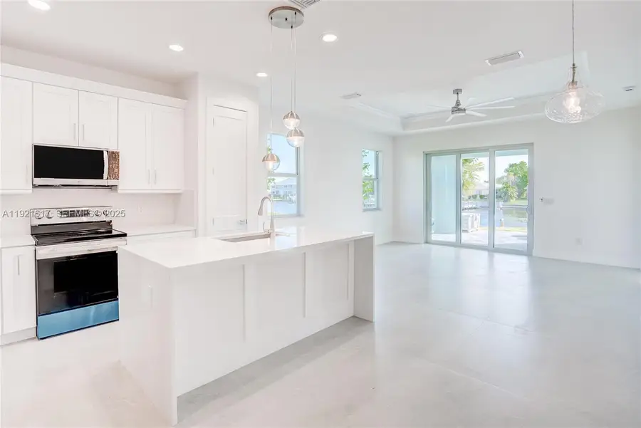 3802 SE 12th Ave., Cape Coral, FL 33904 - #3