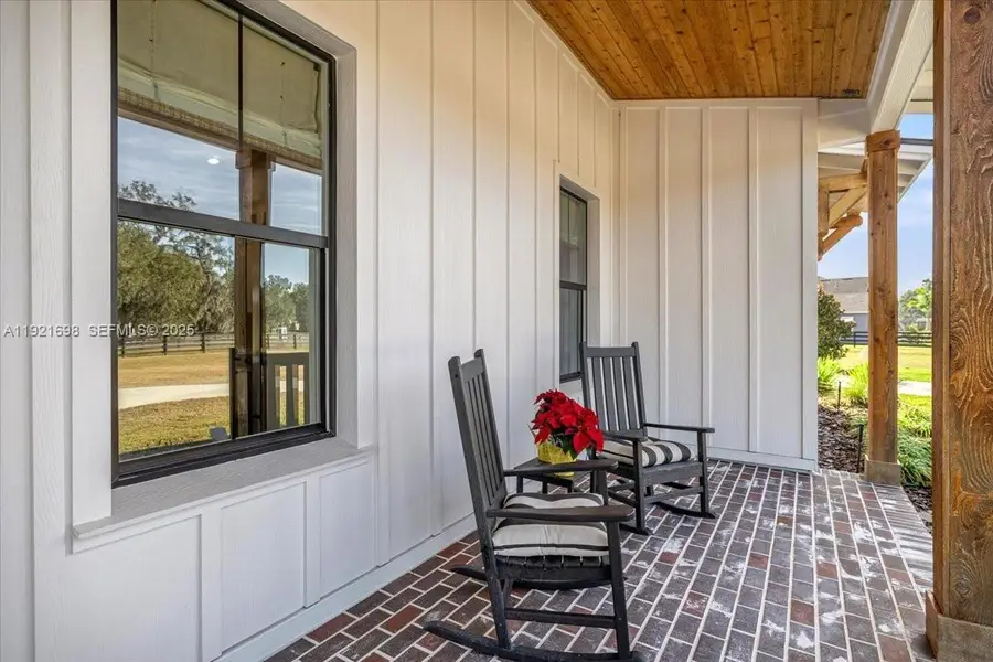 10561 NE 104th Cir, Oxford, FL 34484 - #3