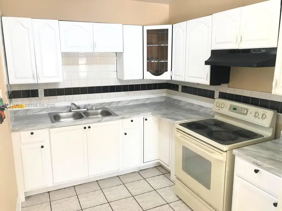 4500 NE 14th Ave, Pompano Beach, FL 33064 - Image #3