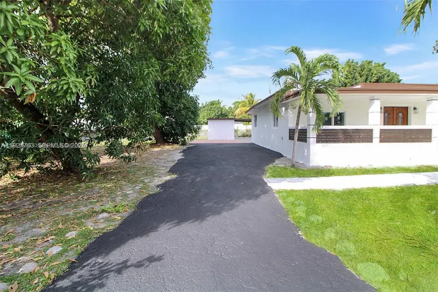 745 NW 140th St, Miami, FL 33168 - Image #3