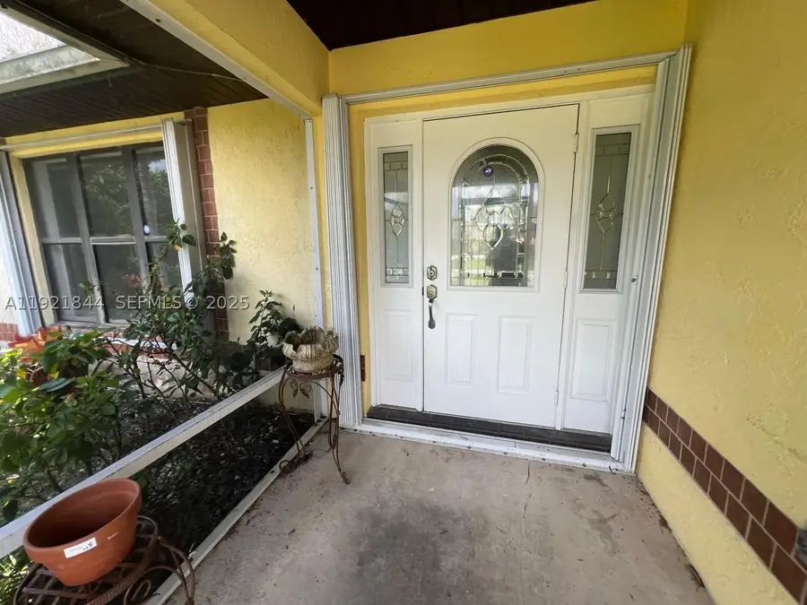 2410 SE Renick Ave, Port Saint Lucie, FL 34952 - #2