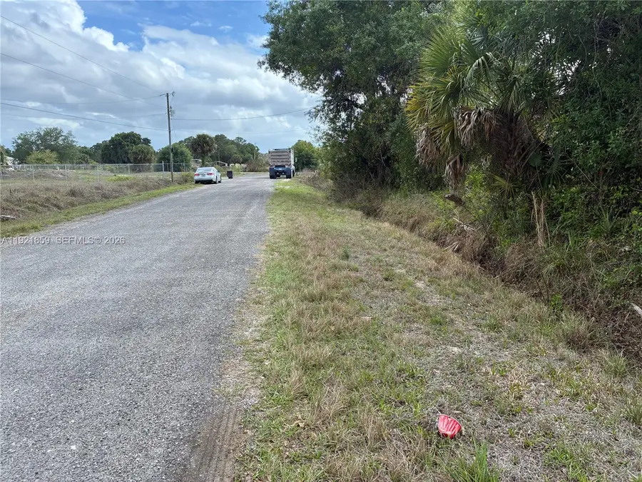 360 S Palomino Str, Clewiston, FL 33440 - #3