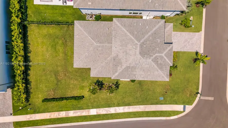 8286 Fishers Island Way, Boca Raton, FL 33434 - Image #2