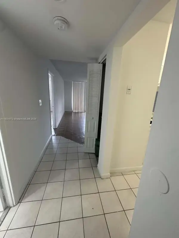 484 NW 165th St Rd #A-214, Miami, FL 33169