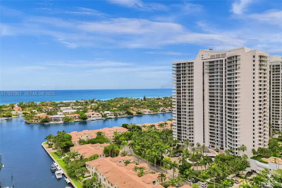 21200 The Point #403, Aventura, FL 33180 - Image #2