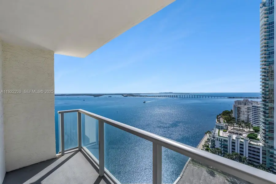 1155 Brickell Bay Dr #2409, Miami, FL 33131 - Image #2