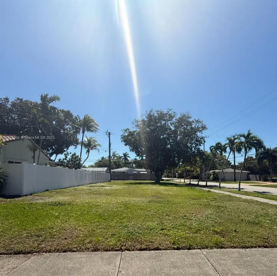 1452 Jefferson St, Hollywood, FL 33020 - Image #2