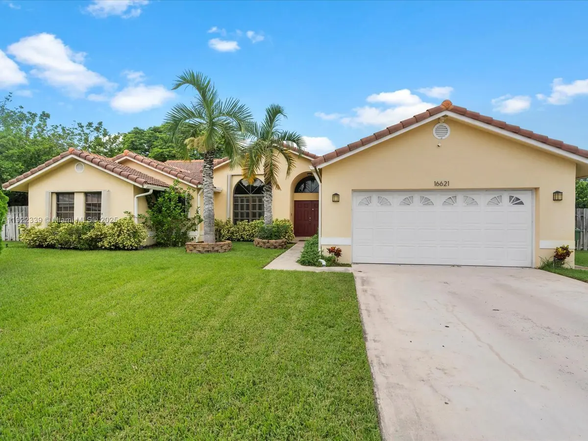 16621 Royal Poinciana Ct, Weston, FL 33326 - Image #1