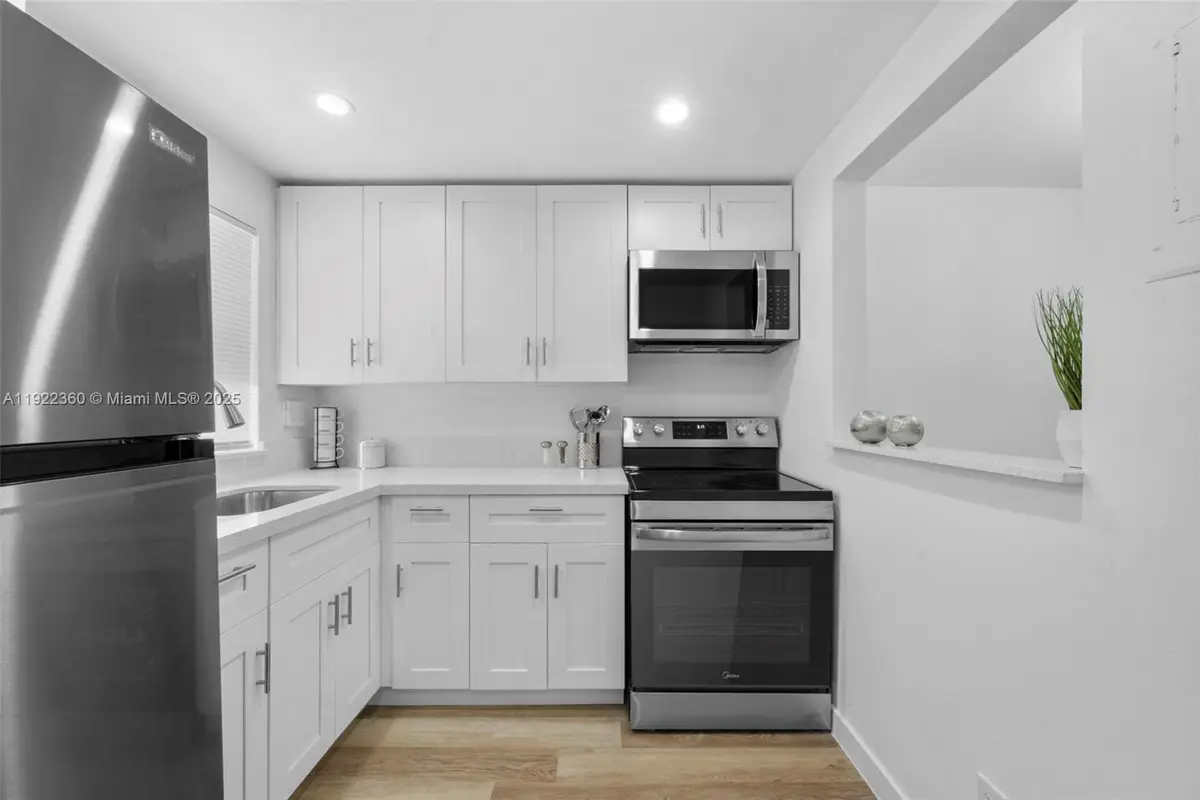 9601 Sunrise Lakes Blvd #206, Sunrise, FL 33322 - #1