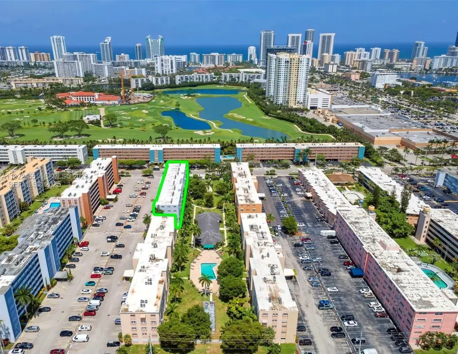 233 NE 14th Ave #402, Hallandale Beach, FL 33009 - Image #2