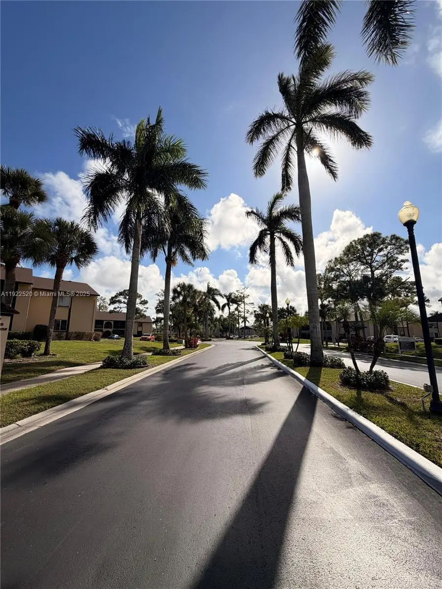 434 Pine Glen Ln #A-1, Greenacres, FL 33463 - Image #2