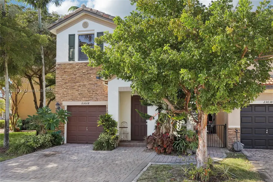 23668 SW 114th Pl, Homestead, FL 33032 - Image #2