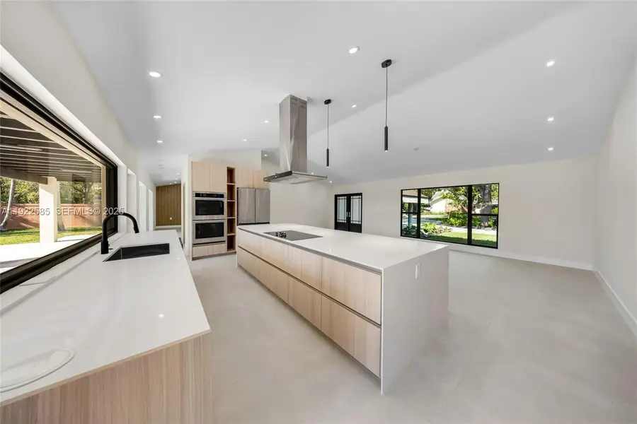 8120 SW 162nd St, Palmetto Bay, FL 33157 - Image #3