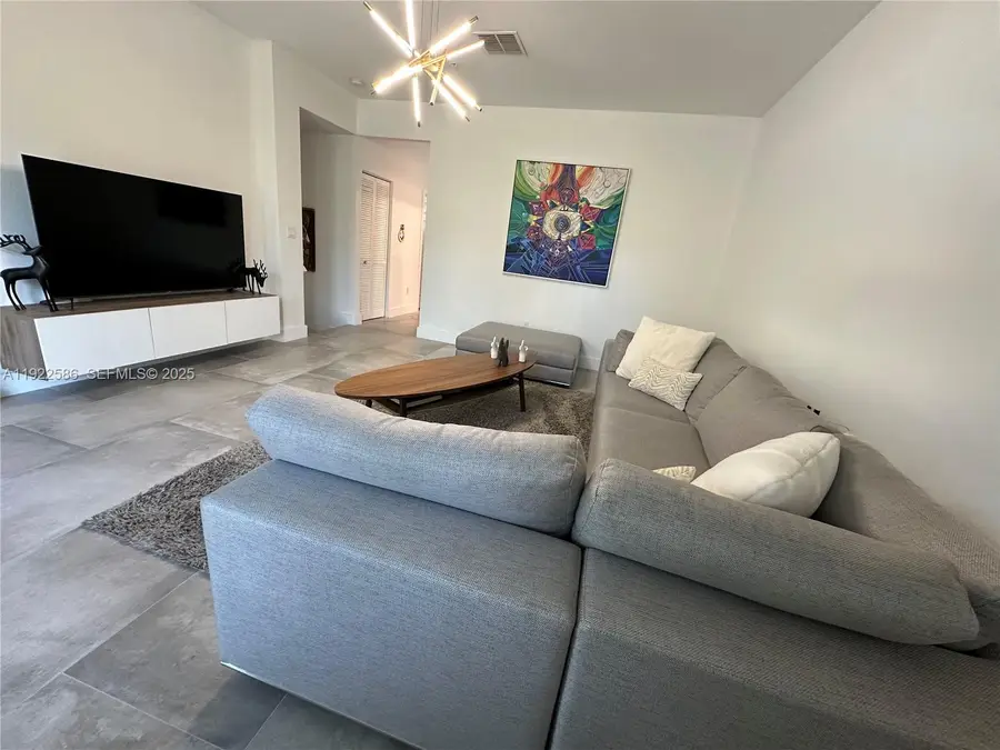 2662 SW 118th Rd #2662, Miramar, FL 33025 - Image #3