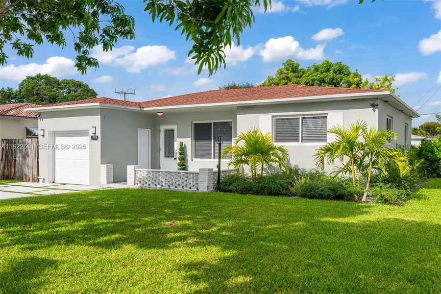 1979 NE 176th St, North Miami Beach, FL 33162 - #3