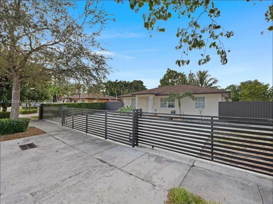 29330 SW 143rd Ave, Homestead, FL 33033 - Image #2