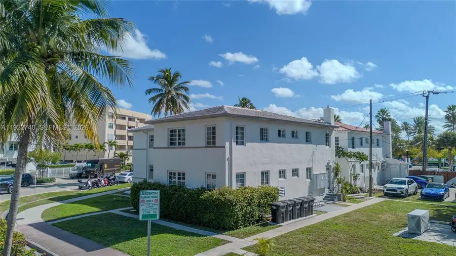 7124 Bay Dr, Miami Beach, FL 33141 - Image #2