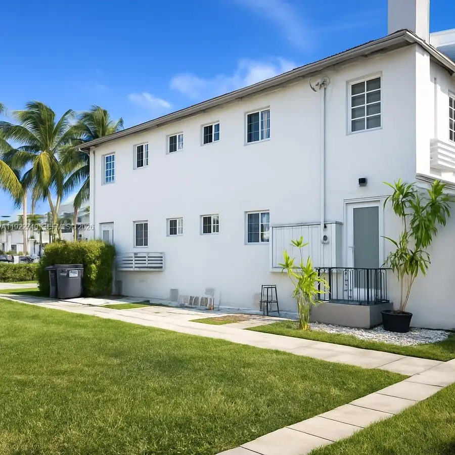 7124 Bay Dr, Miami Beach, FL 33141 - Image #3