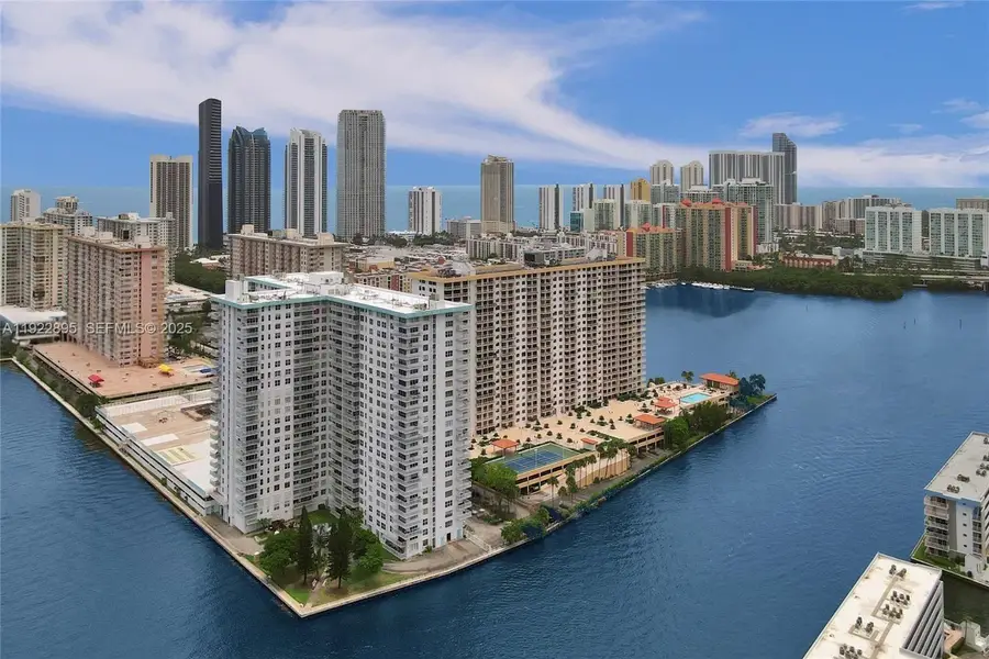 301 174th St #2201, Sunny Isles Beach, FL 33160 - Image #2