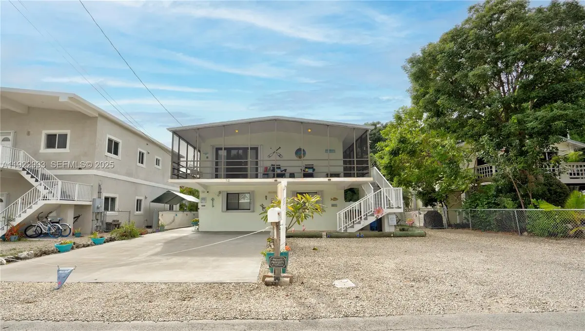 137 Pacific Ave, Tavernier, FL 33070 - Image #1