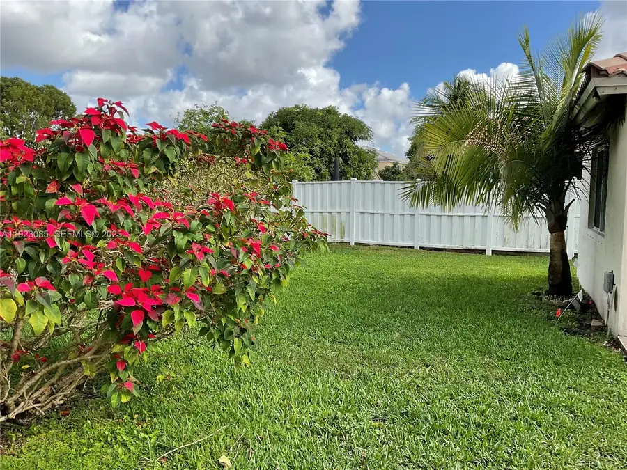 11431 SW 21st St, Miramar, FL 33025 - Image #3