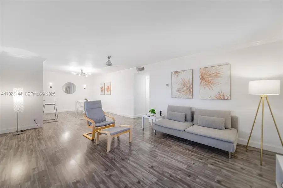 200 NE 12th Ave #6D, Hallandale Beach, FL 33009 - Image #3