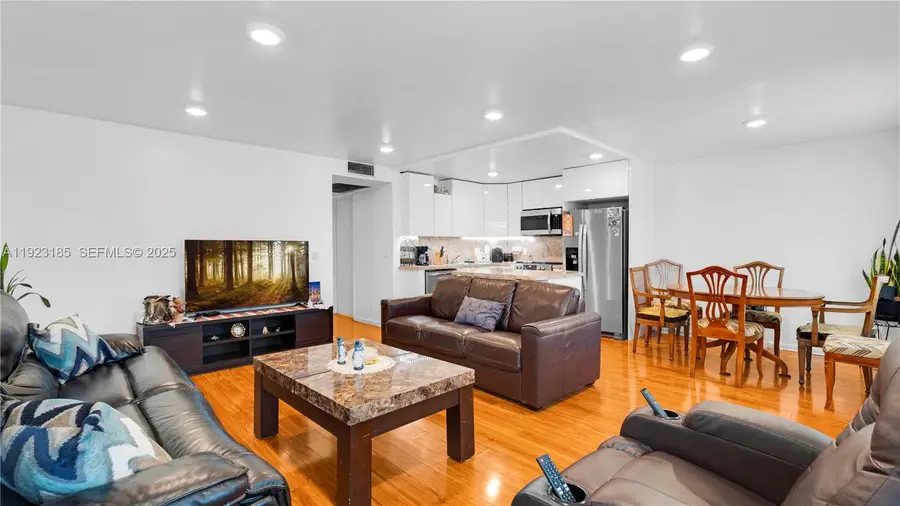 551 SW 135th Ave #208B, Pembroke Pines, FL 33027 - Image #3