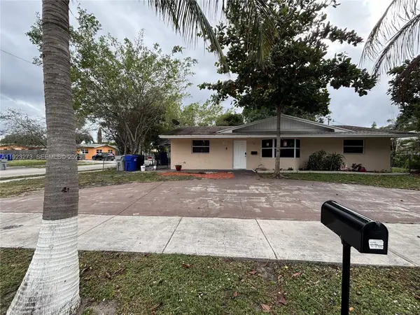 1941 NE 2nd Ter, Pompano Beach, FL 33060