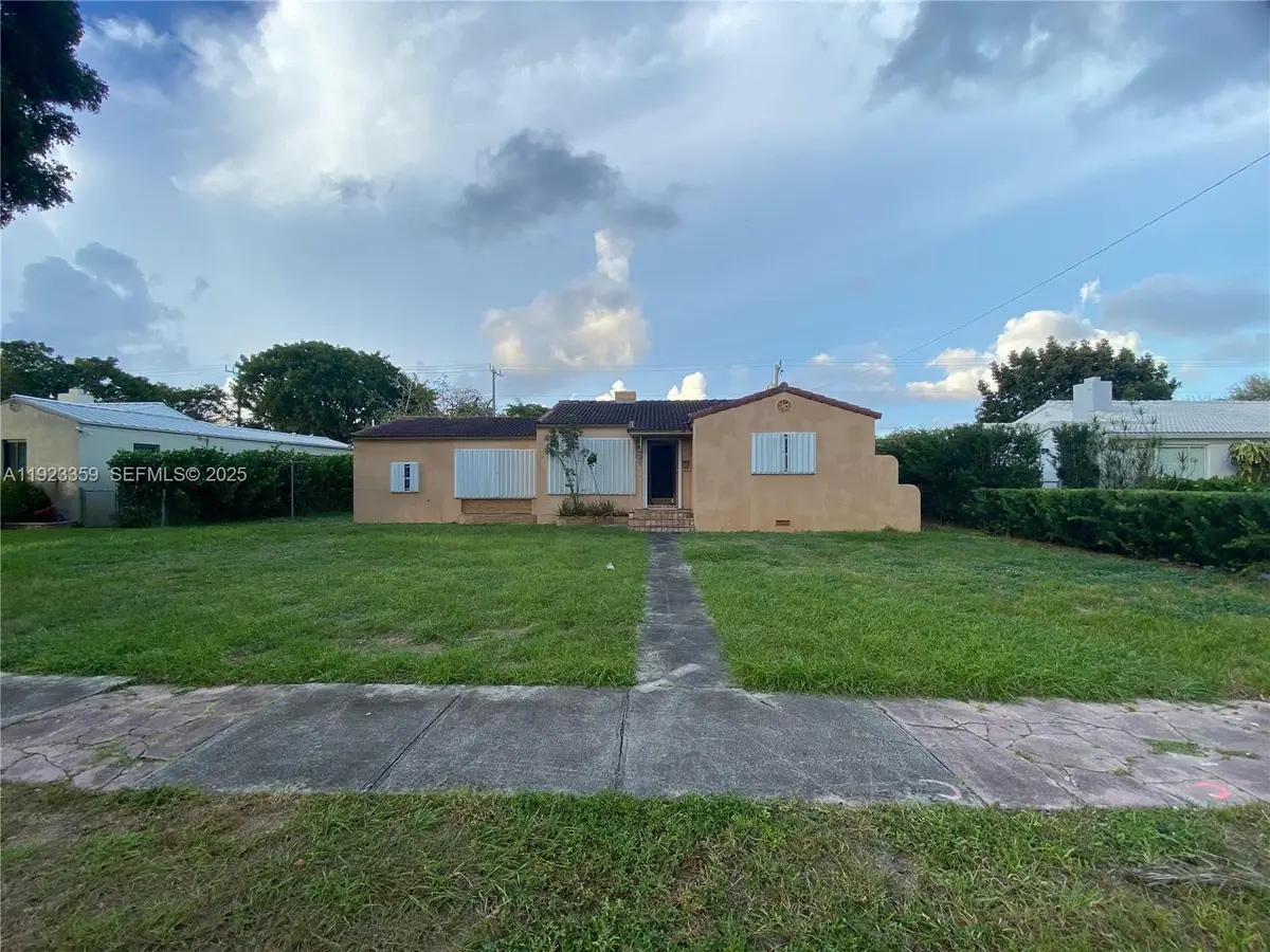 37 NE 110th St, Miami Shores, FL 33161 - Image #1