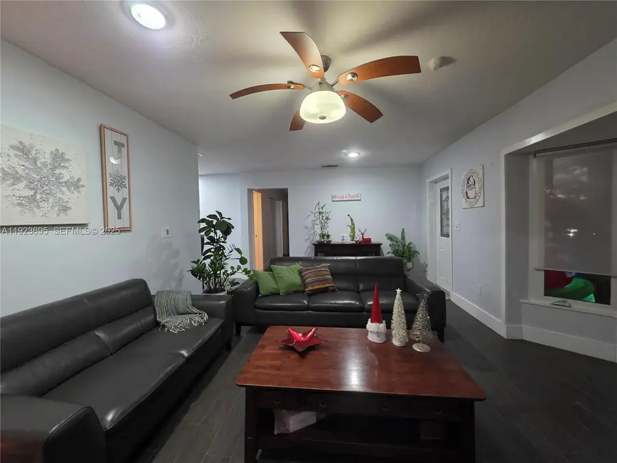 11561 SW 121st Ave, Miami, FL 33186 - Image #3